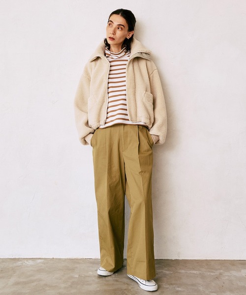 LA MARINE FRANCAISE(マリン フランセーズ)の「チノタックワイドパンツ(その他パンツ・レディース・ベージュ/ネイビー・1/0)」の6枚目の写真