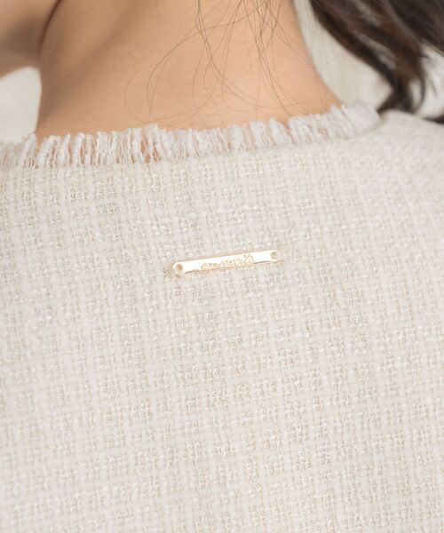 ems excite（エムズエキサイト）の「【セットアップ対応】プレート付ラメツイードJK（ノーカラージャケット・レディース・ベージュ/ナチュラル/ブラック・FREE）」の6枚目の写真