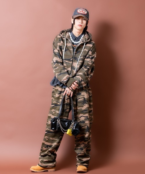 a.p.o.v.（エーピーオービー）の「a.p.o.v. ２タックカモフラスウェットワイドパンツ（スウェットパンツ・メンズ・ブラック/カーキ/ベージュ・ONESIZE）」の12枚目の写真
