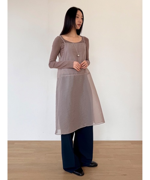 Didot.showroom（ディドット ショールーム）の「オーガンジーシアーキャミソールOPS（ワンピース・レディース・ベージュ/アイボリー/ブラック・FREE）」の3枚目の写真