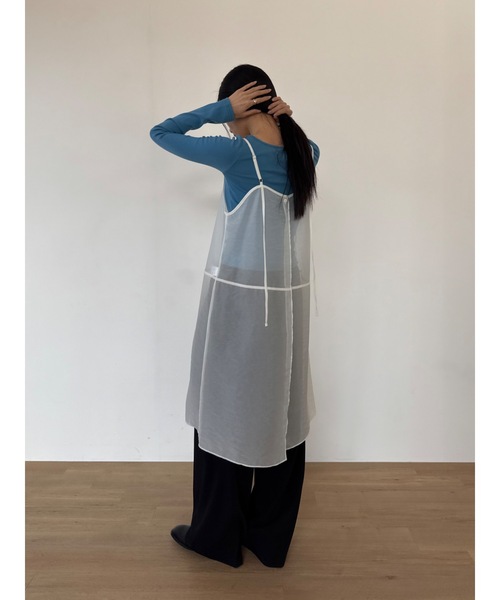 Didot.showroom（ディドット ショールーム）の「オーガンジーシアーキャミソールOPS（ワンピース・レディース・ベージュ/アイボリー/ブラック・FREE）」の10枚目の写真