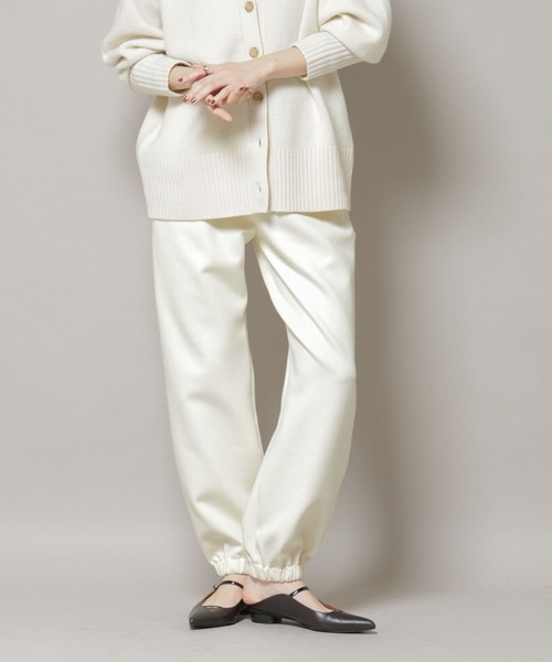 NANO universe（ナノユニバース）の「ダンボールジョガーパンツ（その他パンツ・レディース・ブラック/オフホワイト・M/S）」の4枚目の写真