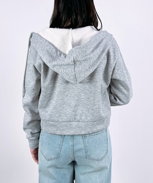 CLOTHY(クロシィ)の「【あったか裏ボアシリーズ】ショート丈裏ボアジップパーカー(パーカー・レディース・ブラック/グレー/オフホワイト・MEDIUM/LARGE)」の14枚目の写真