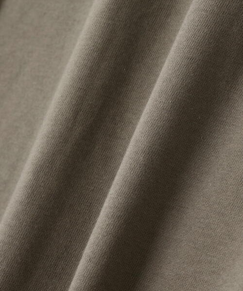 FOG ESSENTIALS（エフオージーエッセンシャルズ）の「Fear of God ESSENTIALS/FOG エッセンシャルズ/90'S FIT T-SHIRT（Tシャツ/カットソー・メンズ・カーキ/ブラック・M/S/L/XS）」の8枚目の写真