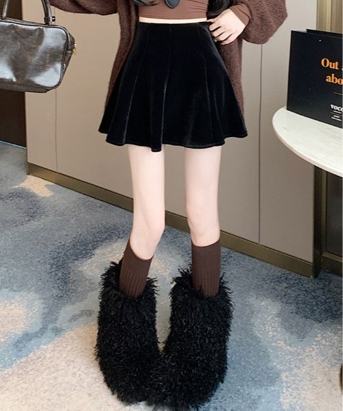 kirakiraShop(キラキラショップ)の「インパン付き ミニ フレア ベロア スカート(スカート・レディース・ブラック・S/L/M)」の15枚目の写真