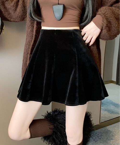 kirakiraShop(キラキラショップ)の「インパン付き ミニ フレア ベロア スカート(スカート・レディース・ブラック・S/L/M)」の17枚目の写真