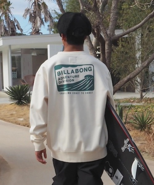 BILLABONG(ビラボン)の「BILLABONG メンズ ADIV DECAL トレーナー 【2025年秋冬モデル】/ビラボンバックプリントスウェットトレーナー(スウェット・メンズ・ブラック系その他/グリーン系その他/クリーム・X-LARGE/LARGE/MEDIUM)」の1枚目の写真