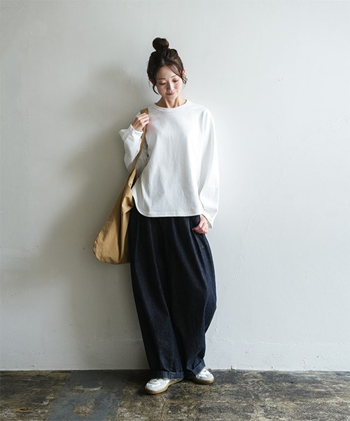 SOLAMONAT(ソラモナ)の「ペンネ天竺 袖タックプルオーバー(Tシャツ/カットソー・レディース・ブラック/ホワイト/キナリ/杢グレー・FREE)」の7枚目の写真