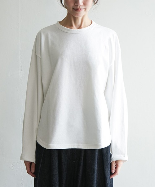 SOLAMONAT(ソラモナ)の「ペンネ天竺 袖タックプルオーバー(Tシャツ/カットソー・レディース・ブラック/ホワイト/キナリ/杢グレー・FREE)」の14枚目の写真