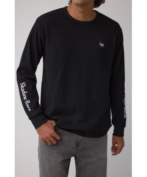 AZUL by moussy（アズールバイマウジー）の「袖刺繍ワッフルトップス（Tシャツ/カットソー・メンズ・グレー/ブラック/ホワイト・SMALL/MEDIUM/LARGE）」の3枚目の写真