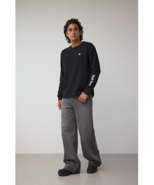 AZUL by moussy（アズールバイマウジー）の「袖刺繍ワッフルトップス（Tシャツ/カットソー・メンズ・グレー/ブラック/ホワイト・SMALL/MEDIUM/LARGE）」の6枚目の写真