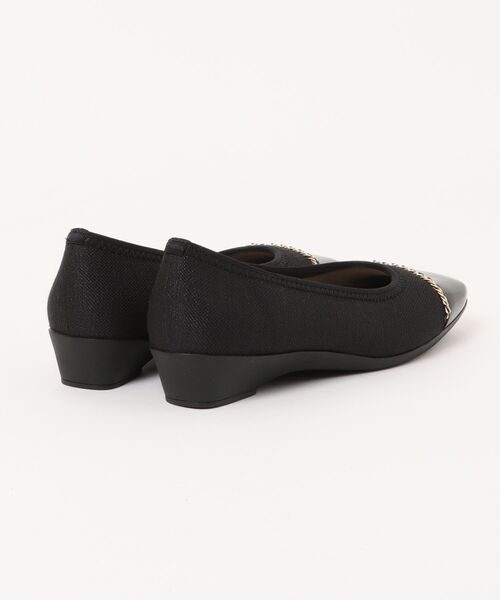 Bridget Birkin(ブリジットバーキン)の「【Bridget Birkin Walk】チェーンモチーフウォーキングパンプス(55227B)(パンプス・レディース・ブラック系その他/ベージュ系その他・22.5/23/23.5/24)」の3枚目の写真