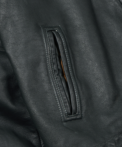 FRIZMWORKS（フリズムワークス）の「DESTROYED COWHIDE LEATHER JACKET _ WASHED OLIVE（ライダースジャケット・メンズ・その他・SMALL/MEDIUM/LARGE/X-LARGE）」の6枚目の写真