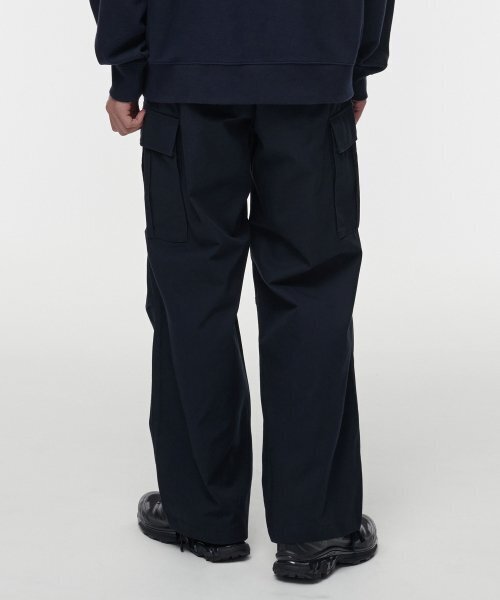 MUSINSA STANDARD（ムシンサスタンダード）の「コットンパラシュートカーゴパンツ[ネイビー]（スウェットパンツ・メンズ・その他・40/38/33/26/27/28/29/42/36/34/32/30/31）」の3枚目の写真