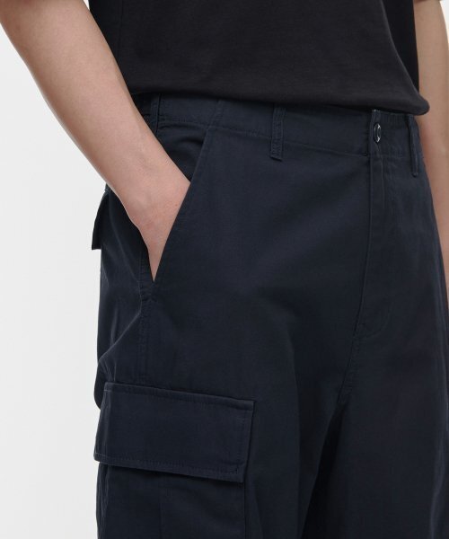 MUSINSA STANDARD（ムシンサスタンダード）の「コットンパラシュートカーゴパンツ[ネイビー]（スウェットパンツ・メンズ・その他・40/38/33/26/27/28/29/42/36/34/32/30/31）」の4枚目の写真