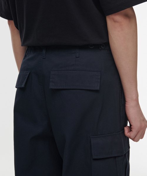 MUSINSA STANDARD（ムシンサスタンダード）の「コットンパラシュートカーゴパンツ[ネイビー]（スウェットパンツ・メンズ・その他・40/38/33/26/27/28/29/42/36/34/32/30/31）」の7枚目の写真