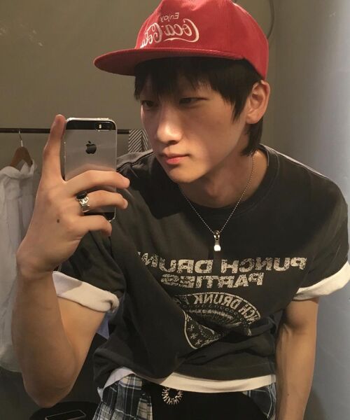 PUNCH DRUNK PARTIES(パンチドランクパーティーズ)の「SHG Seal Garment Dyed Tee (CHARCOAL)(Tシャツ/カットソー・レディース・その他・1/2/3)」の13枚目の写真