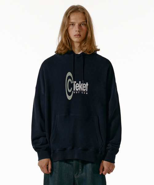 TEKET(テケット)の「Symbol Hoodie Navy(パーカー・メンズ・その他・SMALL/MEDIUM/LARGE)」の2枚目の写真
