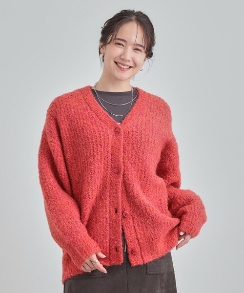 Cutie Blonde(キューティーブロンド)の「ブークレカラーVネックカーディガン(カーディガン/ボレロ・レディース・ピンク系/アイボリー/チャコールグレー/ブルー/ピンク系8・00)」の14枚目の写真