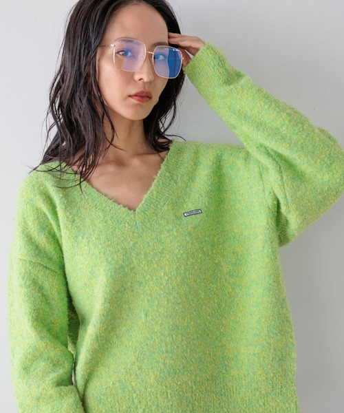 BAYFLOW（ベイフロー）の「【HEREIAM】ループヤーンワッペンロゴニット（ニット/セーター・レディース・ベビーピンク/ブラック/グレー/ライム/アイボリー/チャコール・FREE）」の5枚目の写真