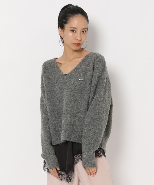 BAYFLOW（ベイフロー）の「【HEREIAM】ループヤーンワッペンロゴニット（ニット/セーター・レディース・ベビーピンク/ブラック/グレー/ライム/アイボリー/チャコール・FREE）」の4枚目の写真