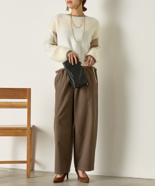 Jena espace merveilleux（ジェナ　エスパスメルヴェイユ）の「【配色ラインで大人の抜け感】ライン配色フェザーニット（ニット/セーター・レディース・ライトグレー/オフホワイト/ネイビー・FREE）」の4枚目の写真