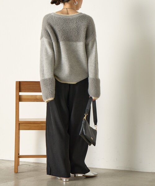 Jena espace merveilleux（ジェナ　エスパスメルヴェイユ）の「【配色ラインで大人の抜け感】ライン配色フェザーニット（ニット/セーター・レディース・ライトグレー/オフホワイト/ネイビー・FREE）」の17枚目の写真