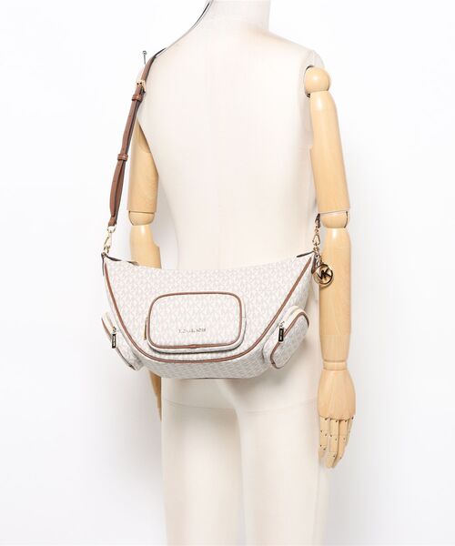 MICHAEL KORS(マイケルコース)の「MERRITT MD CONV PKT SHLDR ショルダーバッグ(ショルダーバッグ・レディース・ホワイト系・FREE)」の6枚目の写真