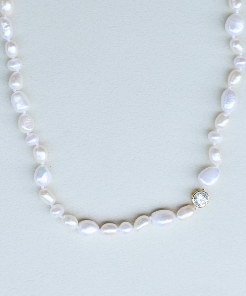 NOIR DE POUPEE（ノワールドプーペ）の「【WEB限定】silver925 淡水パールczワンポイントネックレス45cm（ネックレス・レディース・ゴールド・FREE）」の6枚目の写真