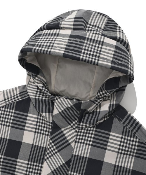 COVERNAT（カバーナット）の「チェックオブザーバージャケット（ナイロンジャケット・レディース・その他・SMALL/X-LARGE/LARGE/MEDIUM/XX-LARGE）」の4枚目の写真