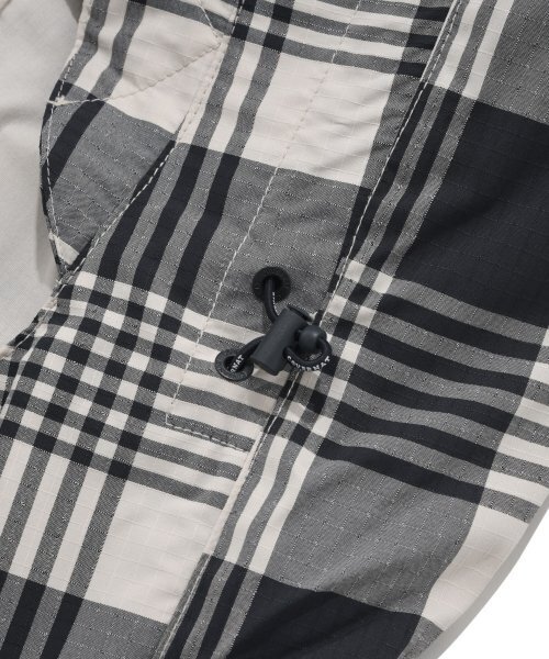 COVERNAT（カバーナット）の「チェックオブザーバージャケット（ナイロンジャケット・レディース・その他・SMALL/X-LARGE/LARGE/MEDIUM/XX-LARGE）」の5枚目の写真