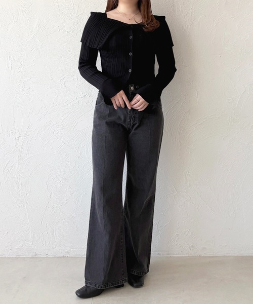 apres jour(アプレジュール)の「オフショル風ビッグカラーニットカーディガン(カーディガン/ボレロ・レディース・ボルドー/ブラック/アイボリー/チャコールグレー・X-LARGE/フリー)」の5枚目の写真