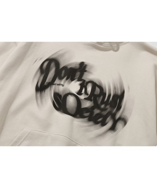 URBANSTOFF(アーバンストッフ)の「ディストレスドフードパーカー(クリーム)(パーカー・レディース・その他・MEDIUM/LARGE)」の4枚目の写真