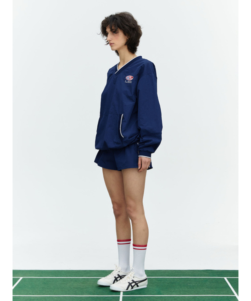 MENASOO(ミナス)の「HEARTTRACK VNECK NYLON ANORAK JACKET_NAVY(ナイロンジャケット・レディース・ネイビー・FREE)」の2枚目の写真