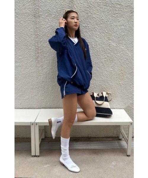 MENASOO(ミナス)の「HEARTTRACK VNECK NYLON ANORAK JACKET_NAVY(ナイロンジャケット・レディース・ネイビー・FREE)」の17枚目の写真