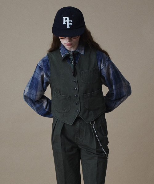 ウィメンズシグネチャーフェイデッドコットンメディーバルベストオリーブ_FR2WV02F