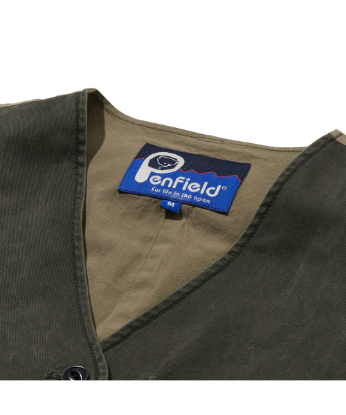PENFIELD(ペンフィールド)の「ウィメンズシグネチャーフェイデッドコットンメディーバルベストオリーブ_FR2WV02F(ベスト・レディース・オリーブ・SMALL/MEDIUM)」の4枚目の写真