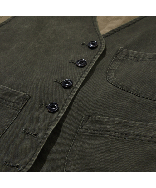 PENFIELD(ペンフィールド)の「ウィメンズシグネチャーフェイデッドコットンメディーバルベストオリーブ_FR2WV02F(ベスト・レディース・オリーブ・SMALL/MEDIUM)」の5枚目の写真