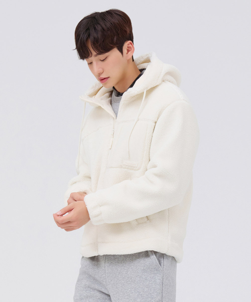 CHASECULT(チェイスカルト)の「共用ウールボアフードジップアップジャケット-アイボリー(パーカー・メンズ・アイボリー・105/95/100/90)」の3枚目の写真