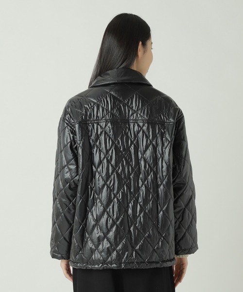 ZUCCa（ズッカ）の「GLOSSY QUILT COAT / S（ブルゾン・レディース・ブラック/カーキ・M size）」の4枚目の写真