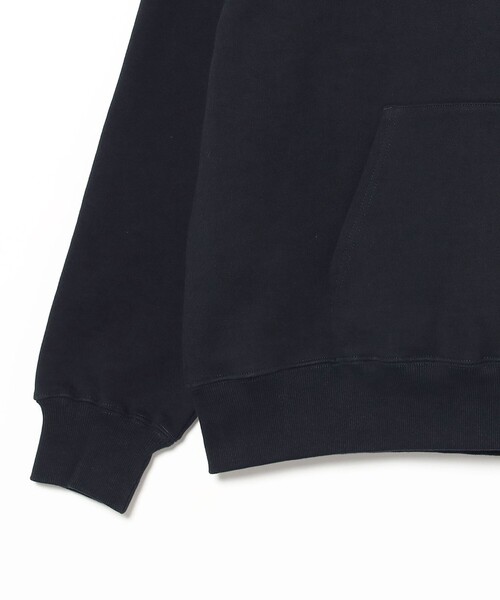 DEMARCOLAB(デマルコラブ)の「MPK STUDIO × DeMarcoLab × AGARIC FLY × BEAMS T / SWEAT HOODY①(パーカー・メンズ・ネイビー・XL/L/S/M)」の4枚目の写真