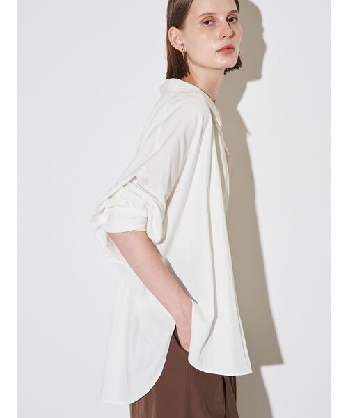 ELENDEEK（エレンディーク）の「ドルマンフィブリルシャツ（シャツ/ブラウス・レディース・オフホワイト/ライトブルー/イエロー・FREE）」の12枚目の写真