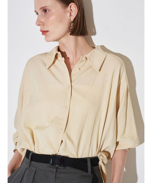 ELENDEEK（エレンディーク）の「ドルマンフィブリルシャツ（シャツ/ブラウス・レディース・オフホワイト/ライトブルー/イエロー・FREE）」の19枚目の写真