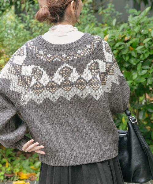 ITEMS URBANRESEARCH（アイテムズ アーバンリサーチ）の「ノルディックボリュームスリーブカーディガン（カーディガン/ボレロ・レディース・グレー/アイボリー・FREE）」の5枚目の写真