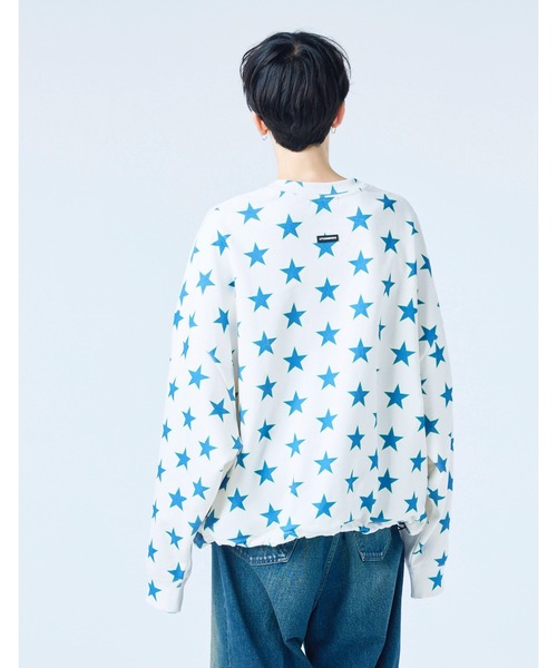 Little sunny bite(リトルサニーバイト)の「《Little sunny bite》stranger things x little sunny bite graphic sweat top(スウェット・レディース・ネイビー/ブラック・MEDIUM/SMALL)」の3枚目の写真