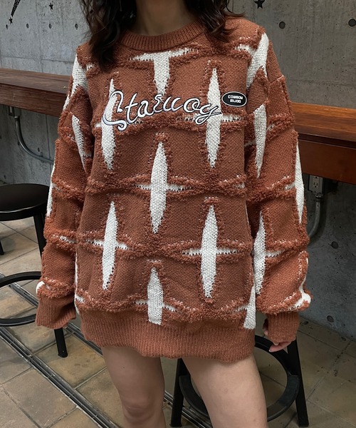 ROGER AND RAW（ロジャーアンドロウ）の「クロスジャガードニットプルオーバー（ニット/セーター・レディース・ブラック/ライトブラウン・FREE）」の14枚目の写真