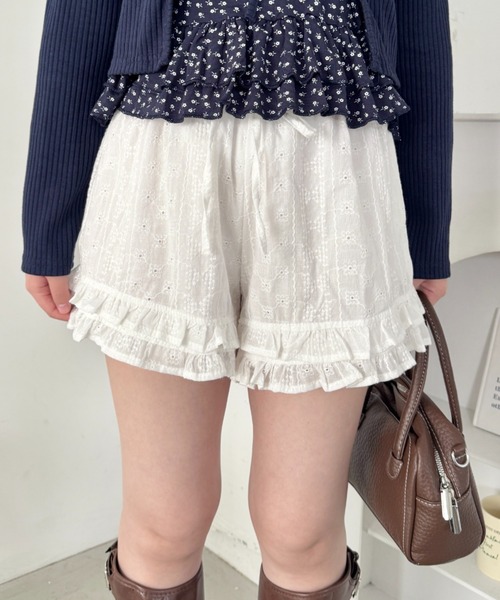 SOLLON.（ソルロン）の「コットンレースフリルショートパンツ（その他パンツ・レディース・ブラック/ホワイト・FREE）」の7枚目の写真