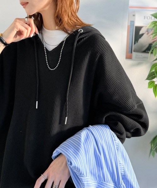 Java(ジャバ)の「《JaVa ジャバコラボ》毎日着たい、今っぽゆるっとシルエット。綿100%オーバーサイズワッフルパーカー(パーカー・レディース・杢グレー/オフホワイト/アイボリー/ブラック/ネイビー・MEDIUM/LARGE/X-LARGE/SMALL)」の21枚目の写真
