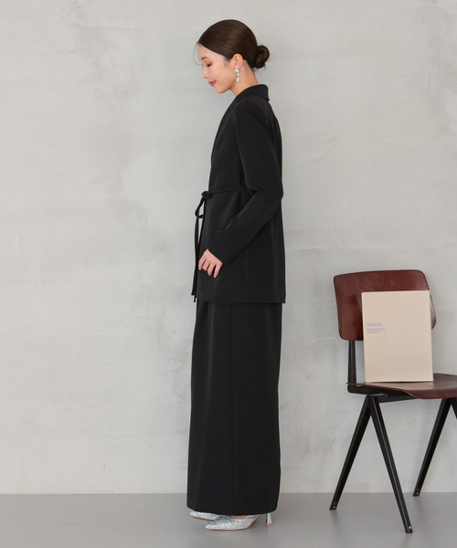 TOKYO OFFICA（トーキョーオフィカ）の「卒業式・入学式・学校行事・結婚式 対応 パンツスーツ セットアップ ママ ウエストマークジャケット×ワイドパンツ クラシックテーラード ウエストタイ セレモニー オフィスカジュアル スーツ（スーツセット・レディース・ベージュ/チャコール/ブラック・M/L）」の5枚目の写真