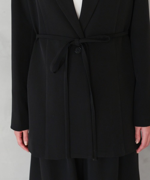 TOKYO OFFICA（トーキョーオフィカ）の「卒業式・入学式・学校行事・結婚式 対応 パンツスーツ セットアップ ママ ウエストマークジャケット×ワイドパンツ クラシックテーラード ウエストタイ セレモニー オフィスカジュアル スーツ（スーツセット・レディース・ベージュ/チャコール/ブラック・M/L）」の9枚目の写真